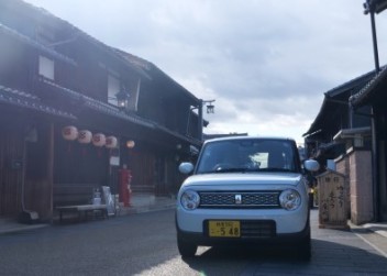 Day  6  Narrow  Road　狭い道も駐車場もちょちょい